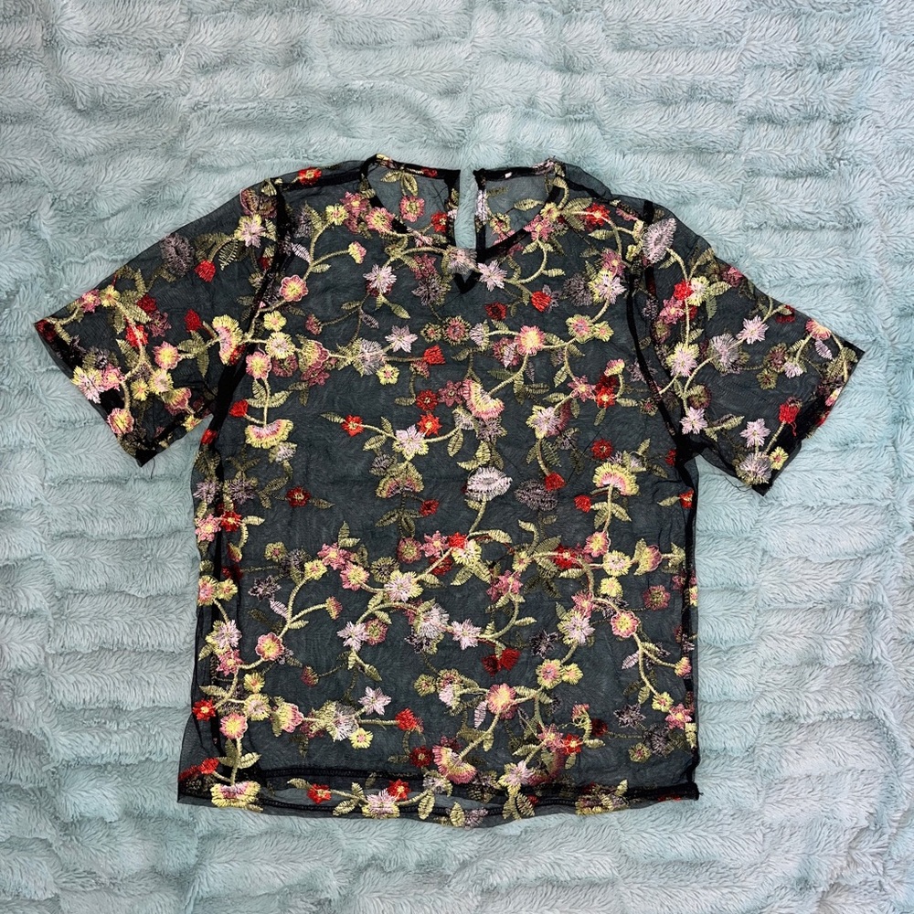 Woman’s Lace Shirt